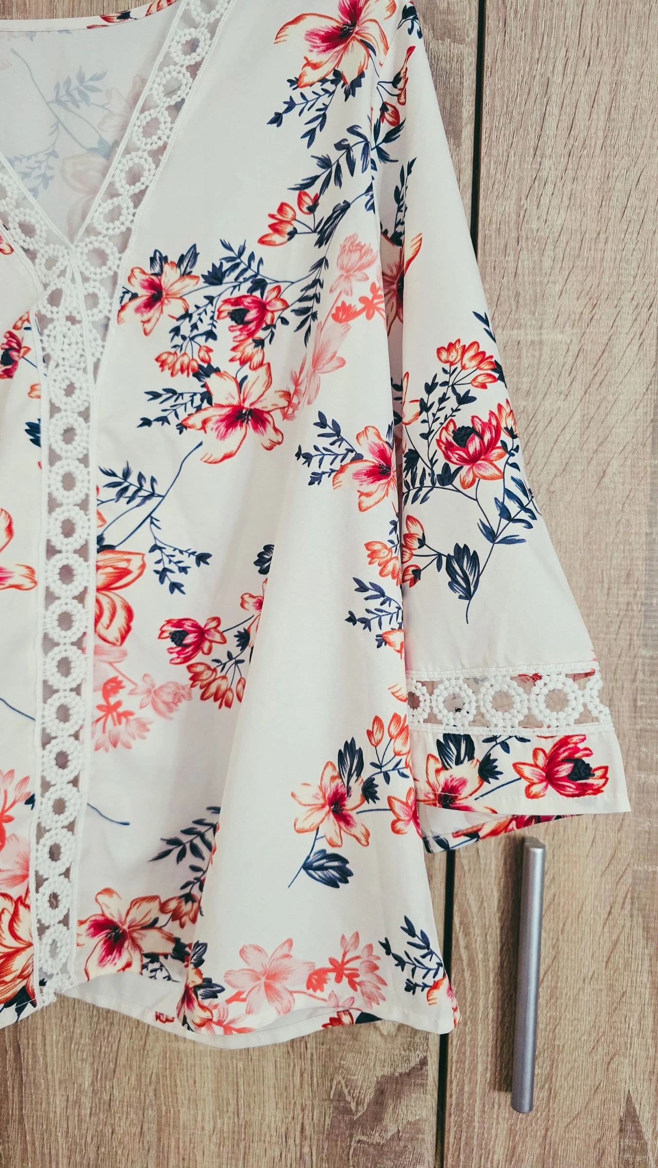 Bloemenblouse met kant Maat M – photo 4
